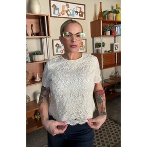 Talots Petites Ivory Floral Lace Button Back Blouse Scalloped Hem 6P